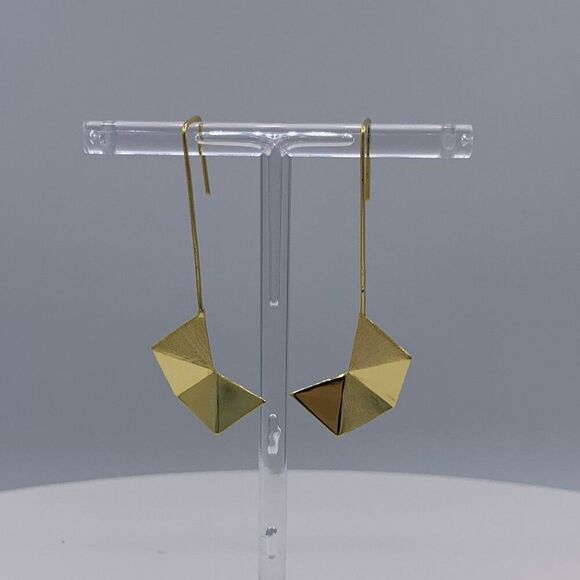 New clutch/purse/bag in crimson red velvet with gold tone metal, geometric - Picture 10 of 16